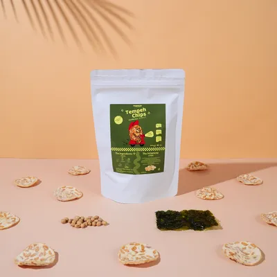 NomNom Tempeh Chips lifestyle